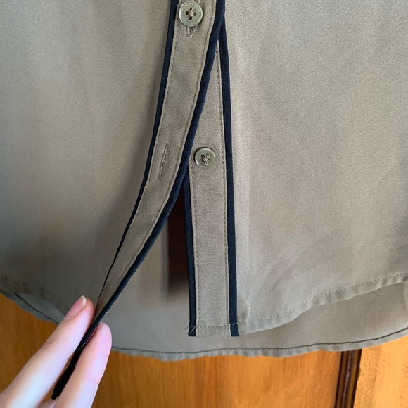 Express Top - Picture 2 of 4